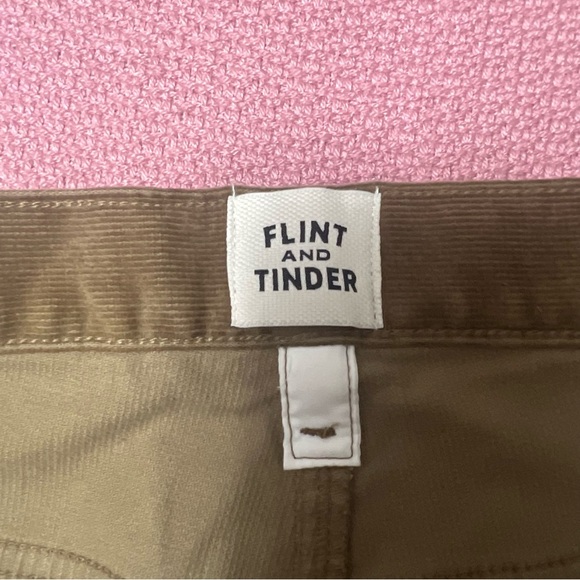 Flint and Tinder Mens Corduroy Pants Tapered fit Whiskey size 32 x 32 - Picture 3 of 9
